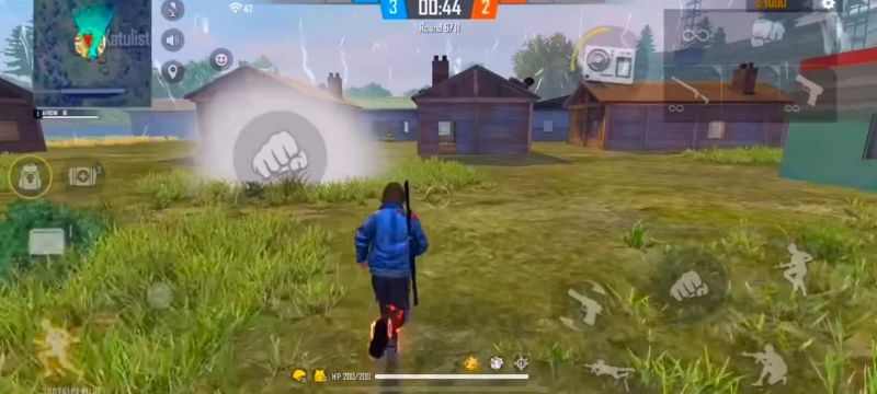 Smoke grenade provides a great distraction in Free Fire (Image via Arrow gaming/YouTube)