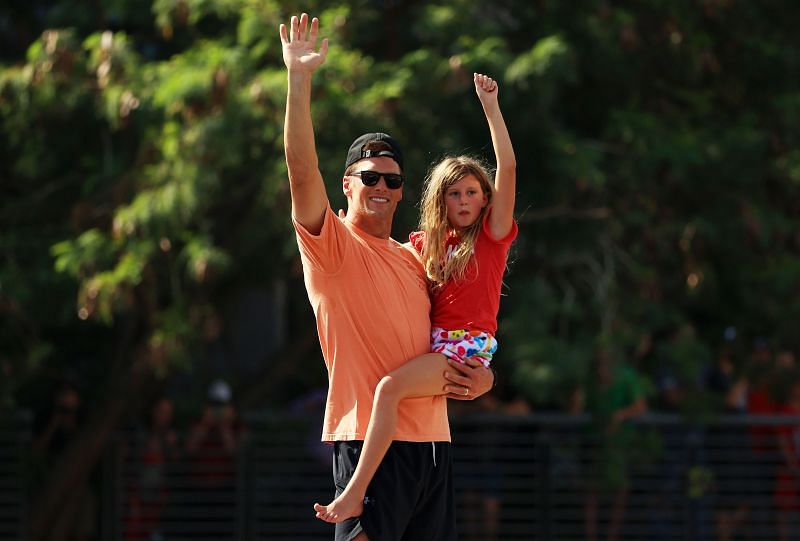 Tom Brady and daughter Vivian on Tampa Bay Buccaneers Super Bowl victory parade