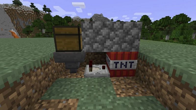 Anarchy servers can be full of traps and tricks (Image via Minecraft)