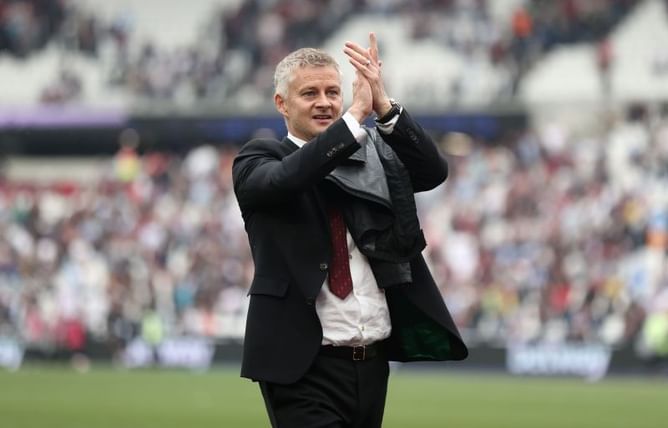 "Manchester United need to bite the bullet now" - Former Aston Villa striker Agbonlahor urges Red Devils to sack Solskjaer