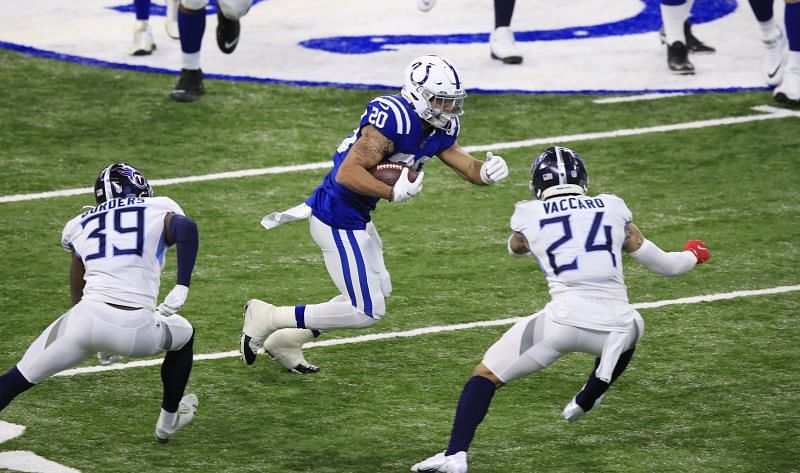 Tennessee Titans v Indianapolis Colts