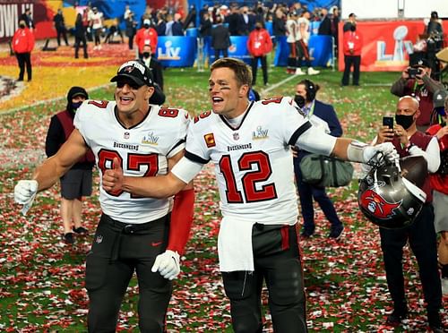 Rob Gronkowski and Tom Brady celebrating