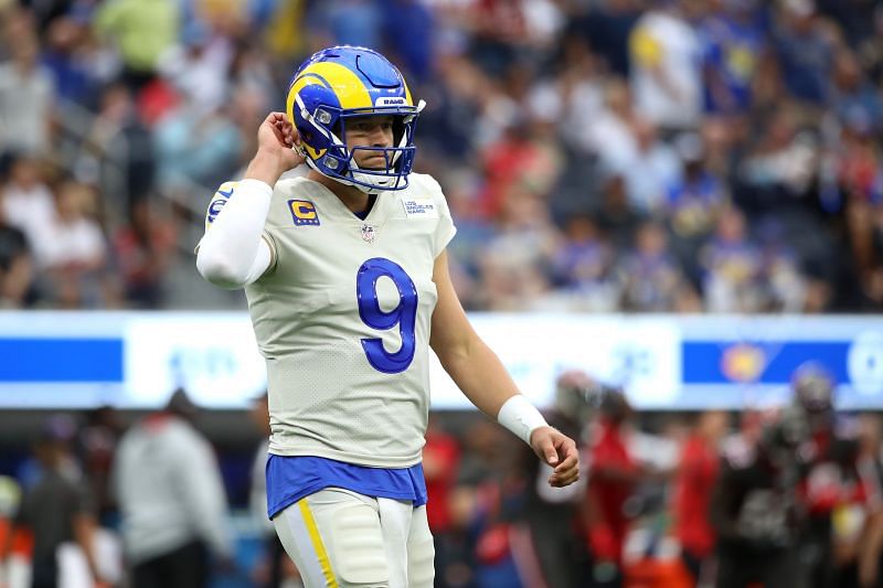 ESPN - Matthew Stafford has 9 Pass TD, tied with Kurt Warner (1999) for the  most ever by a Los Angeles Rams QB in their first three games of a season.  That