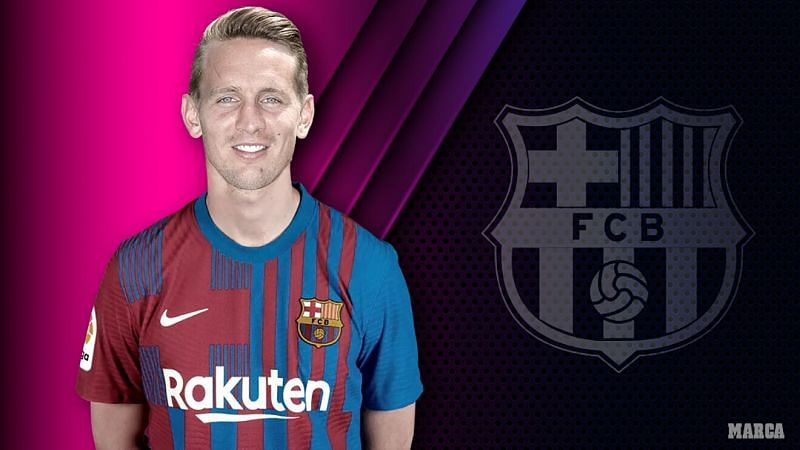 Luuk De Jong completed his loan move to Barcelona from Sevilla