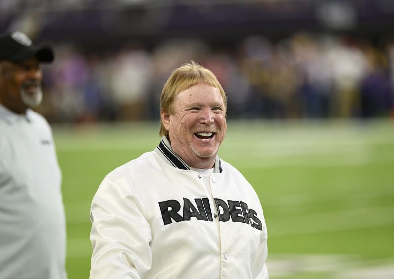 What is Las Vegas Raiders owner Mark Davis' net worth?