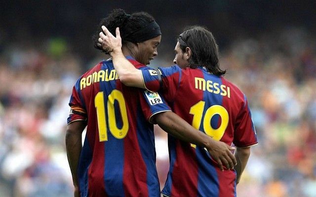 Ronaldinho (left) and Lionel Messi are two of the greatest #10s in Barcelona history.