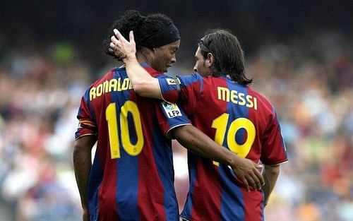 Ronaldinho (left) and Lionel Messi are two of the greatest #10s in Barcelona history.