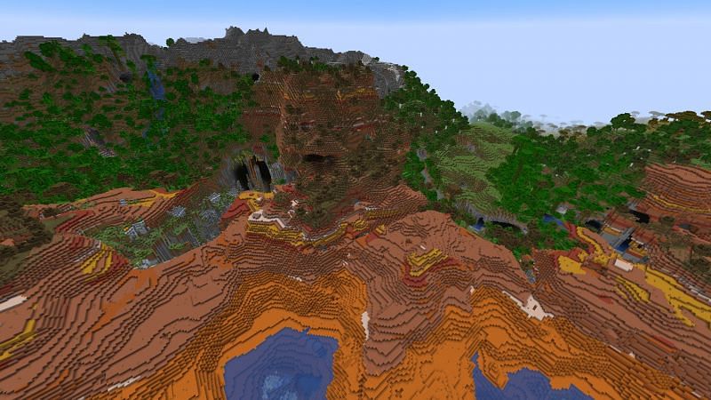 Extraordinary world generation (Image via Minecraft)