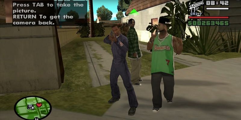 Gang members can also take pictures for CJ (Image via Rockstar Games)