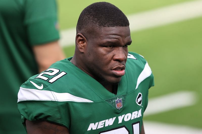 Frank Gore in the New York Jets v Los Angeles Rams game