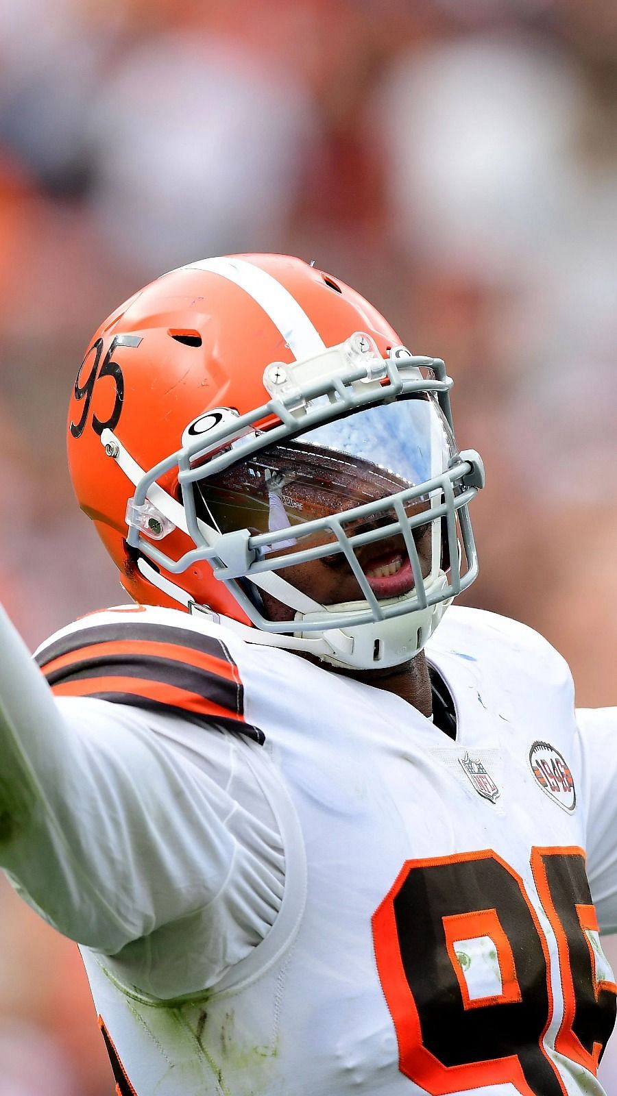 Cleveland Browns: Myles Garrett 2022 - Officially Licensed NFL Outdoor –  Fathead