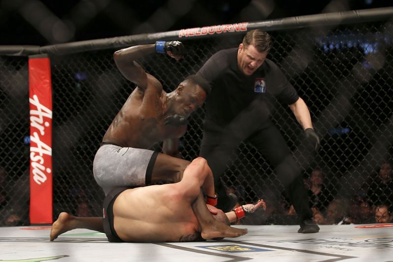 Will Israel Adesanya be able to defeat Robert Whittaker in a rematch?