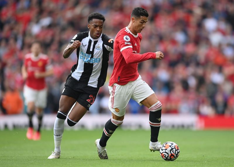 Manchester United v Newcastle United - Premier League