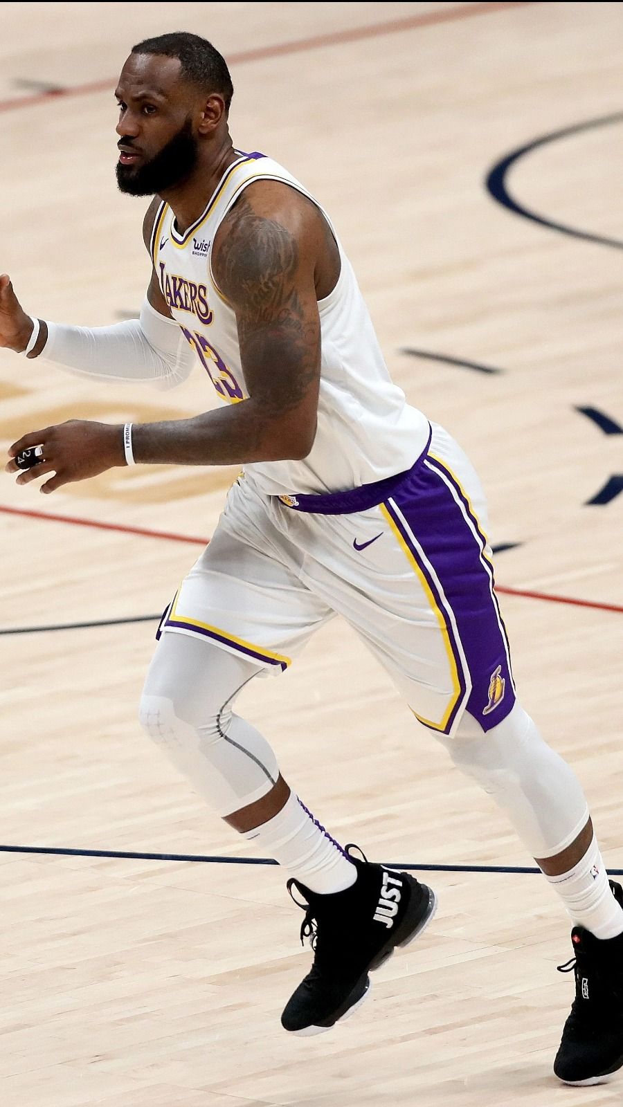 Myles Garrett Joins Cleveland Cavaliers For Warm-up.