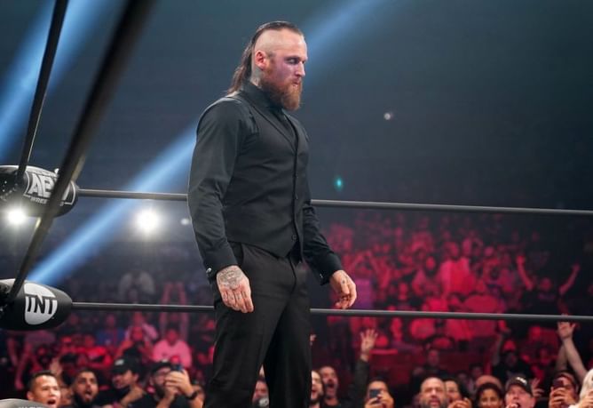 Malakai Black cheats to beat Cody Rhodes on AEW Dynamite: Grand Slam