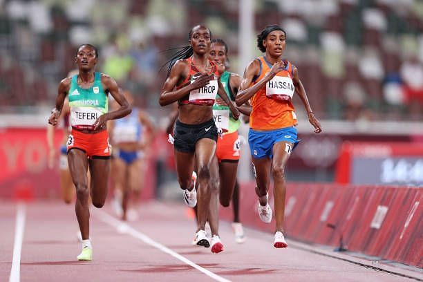 Kenya&#039;s Agnes Tirop and Ethiopia&#039;s Senbere Teferi shatter world records on Sunday.