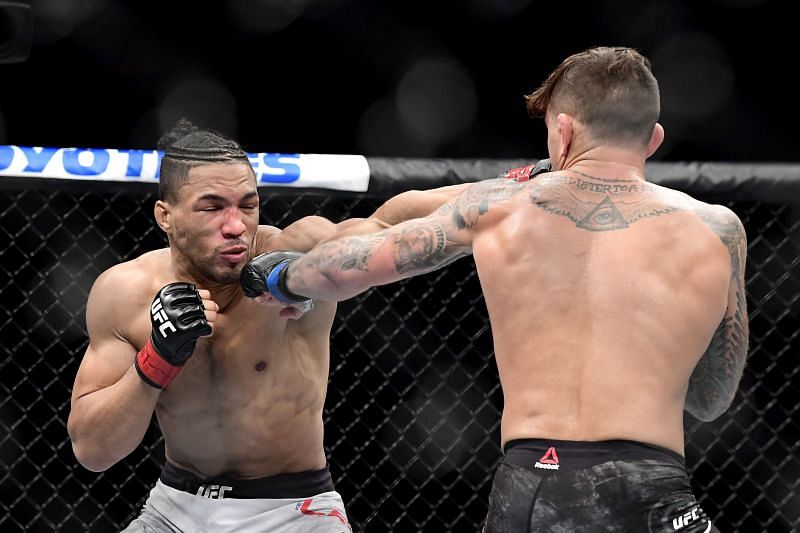 Exchanging jabs. UFC 244 Lee v Gillespie