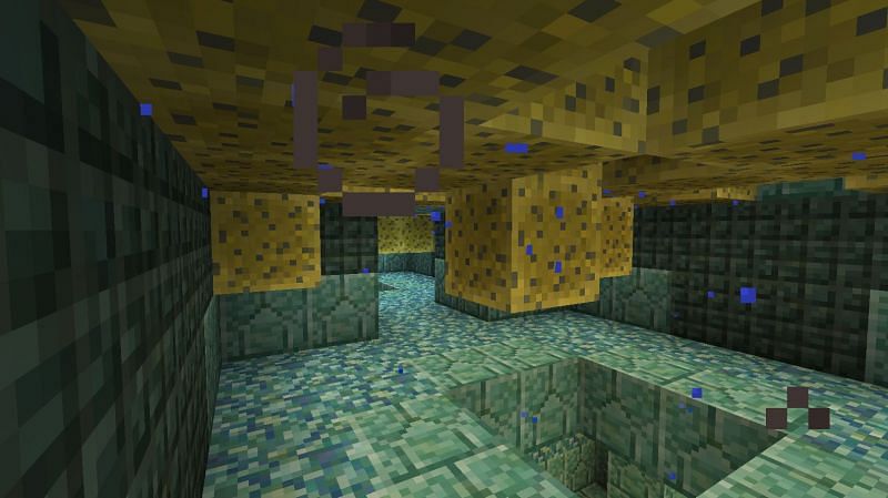 Sponge room located in an ocean monument (Image via Minecraft)