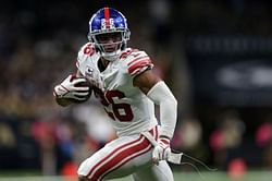 Watch: Saquon Barkley rolls ankle, carted off vs. Cowboys