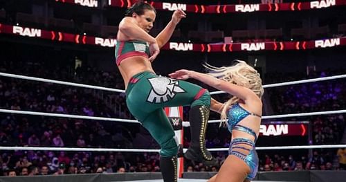 Shayna Baszler beat Dana Brooke in the Queen Crown tournament match on RAW.