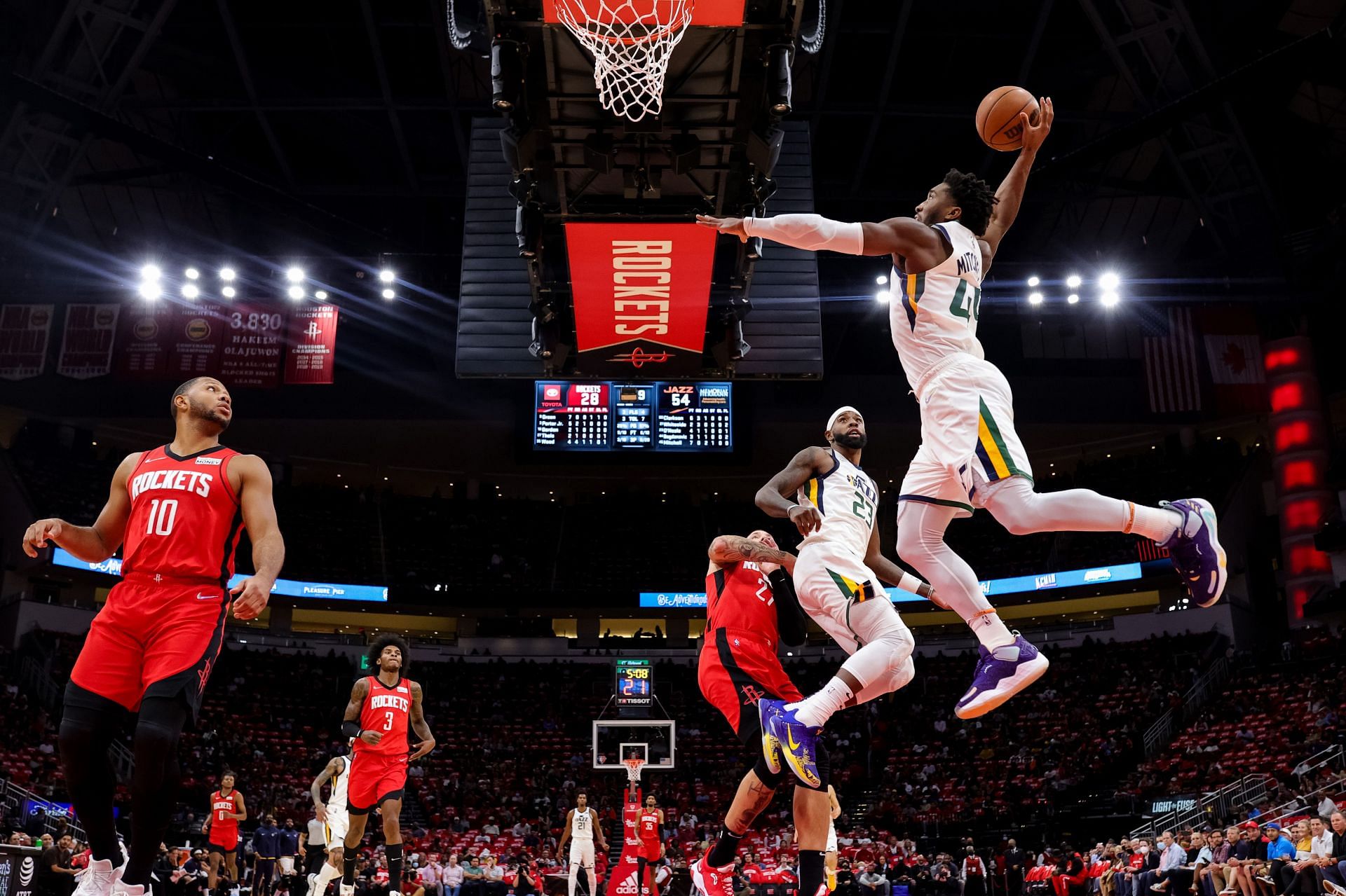 Donovan Mitchell goes up for a dunk at the Utah Jazz game