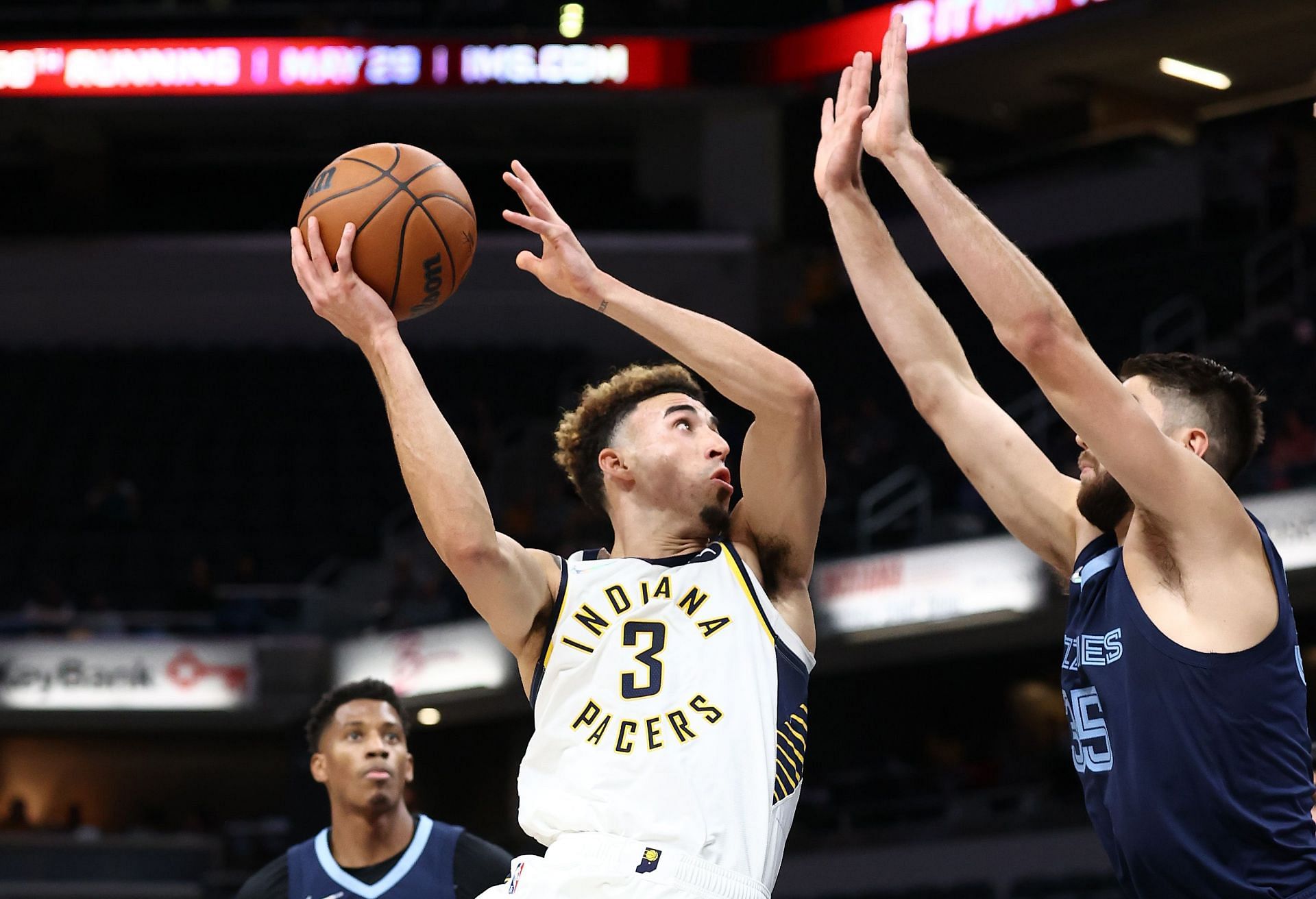 Indiana Pacers rookie Chris Duarte taking a layup