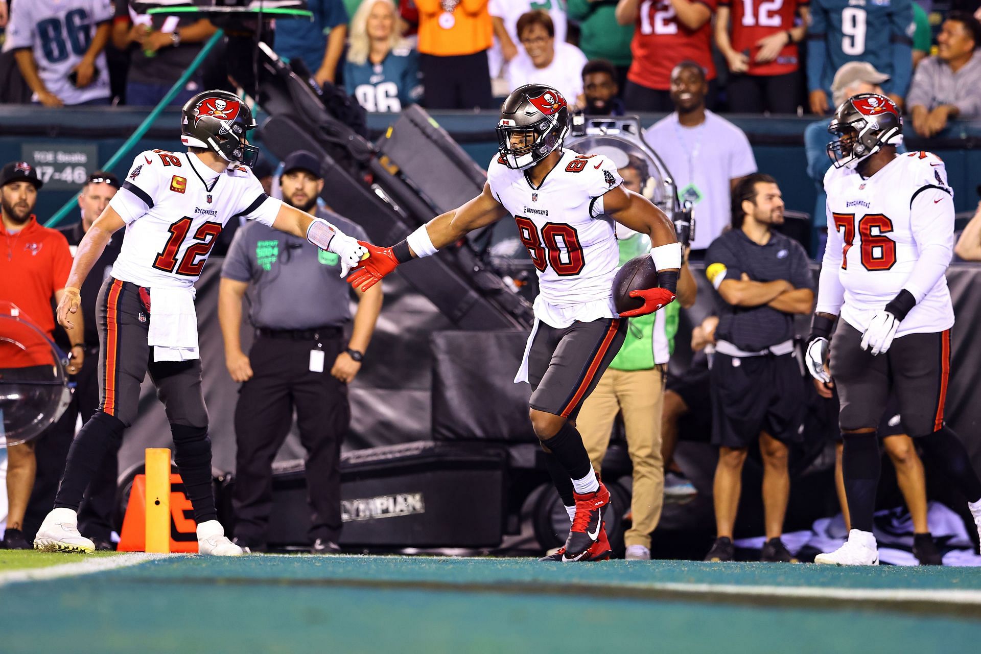 Tampa Bay Buccaneers v Philadelphia Eagles