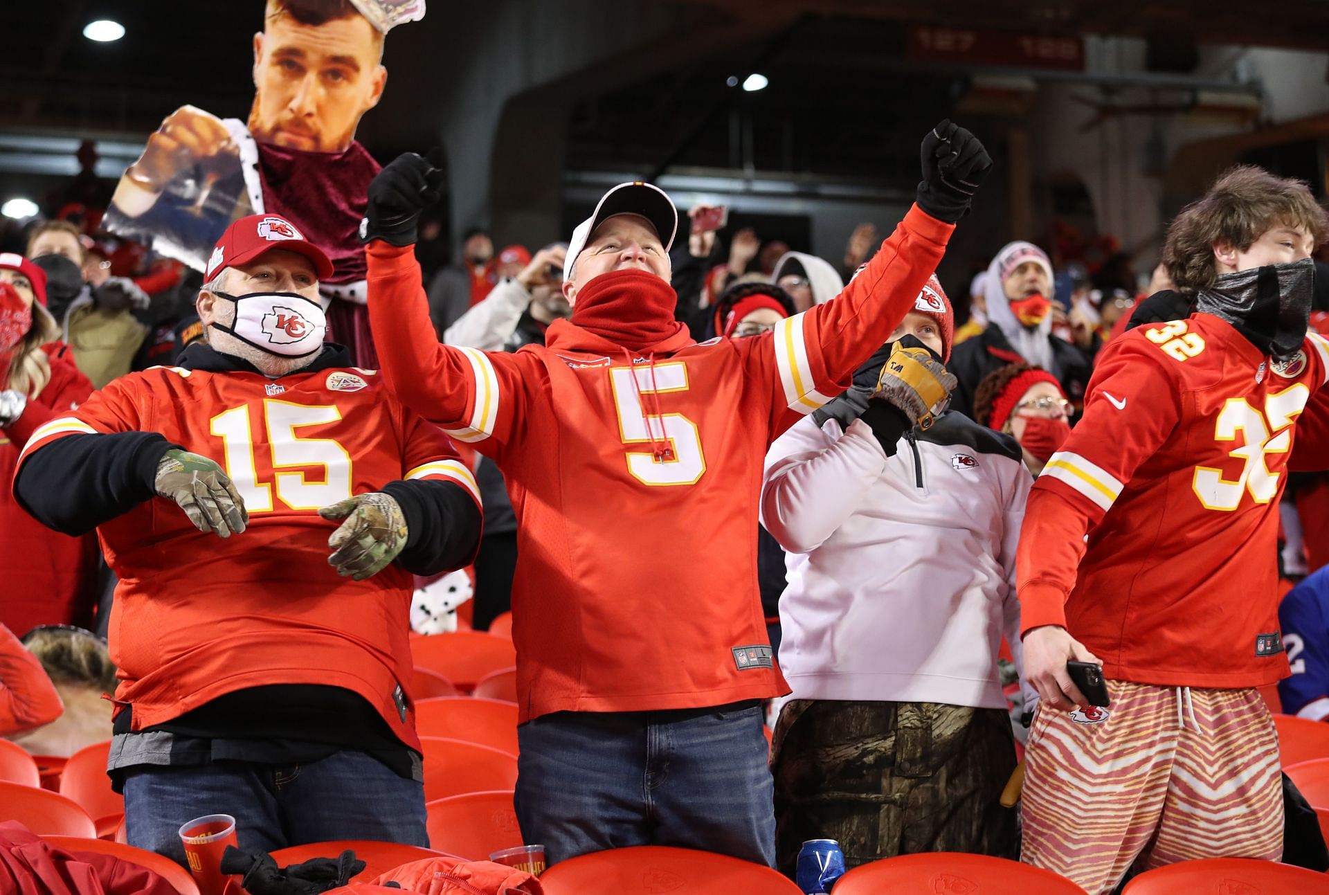 Do the Chiefs Stink?! T-Shirt for Los Angeles Football Fans