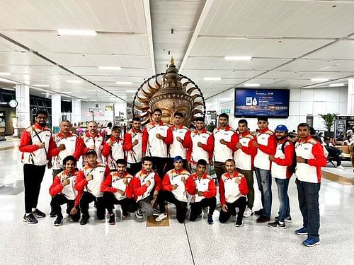 Men's boxing team leaves for Belgrade for World Boxing Championships. (Twitter/BFI)