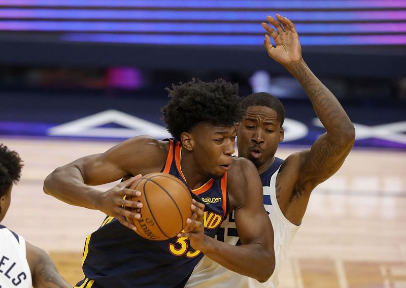 Golden State Warriors young center James Wiseman driving into the paint