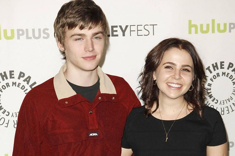 Miles Heizer and Mae Whitman post picture of themselves together and spark dating rumors (Image via Getty)