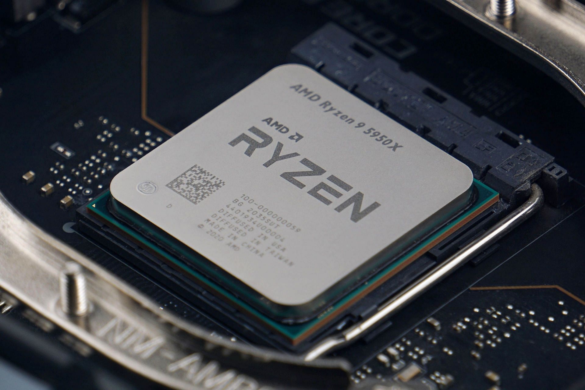 The Ryzen 9 5950x is a no-holds-barred performance monster (Image via HWcooling)