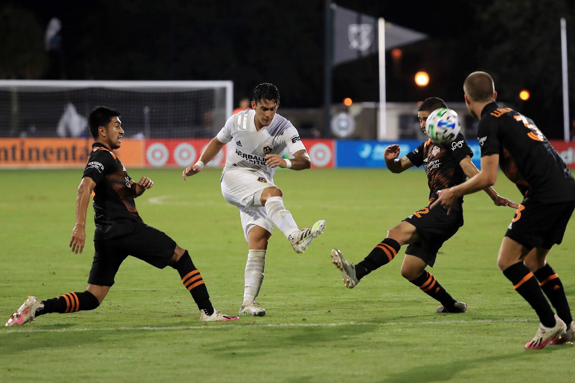 Los Angeles Galaxy take on Houston Dynamo this week