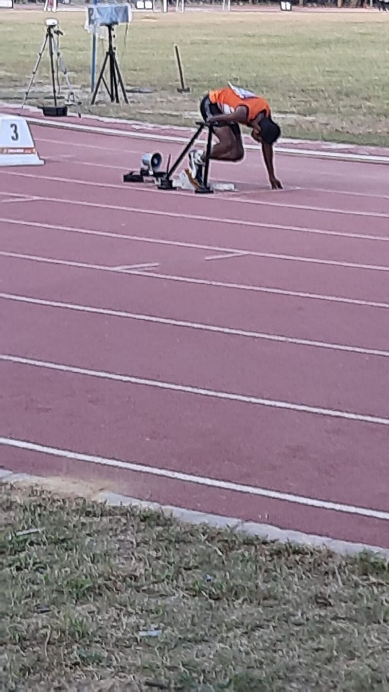 Dilip Gavit clocked 49.89 seconds to finish second in his heats to advance to the final of the U20 boys&rsquo; group