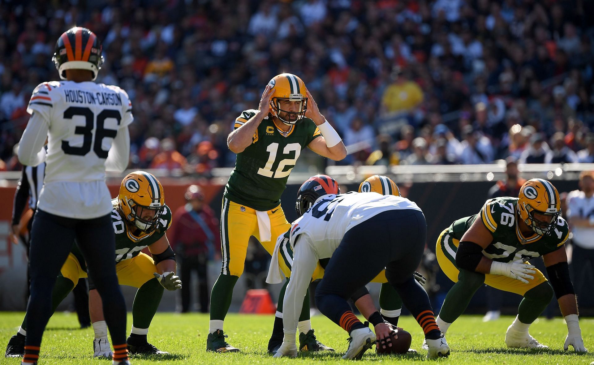 Green Bay Packers QB Aaron Rodgers v Chicago Bears