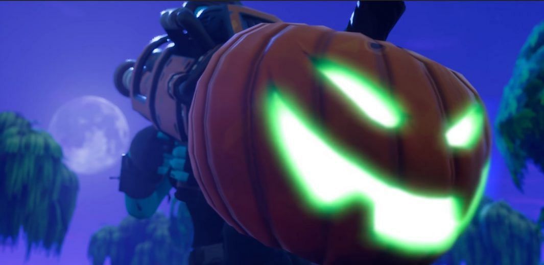 Pumpkin launchers are the Halloween variant of the rocket launcher. (Image via Epic Games)