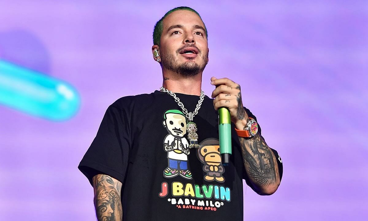 Twitter slammed J Balvin for &quot;Perra&quot; music video (Image via Getty Images)