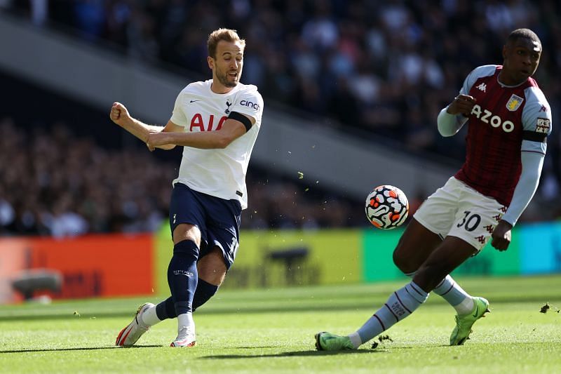 Harry Kane is one of the best forwards on the planet. (Image via Getty)