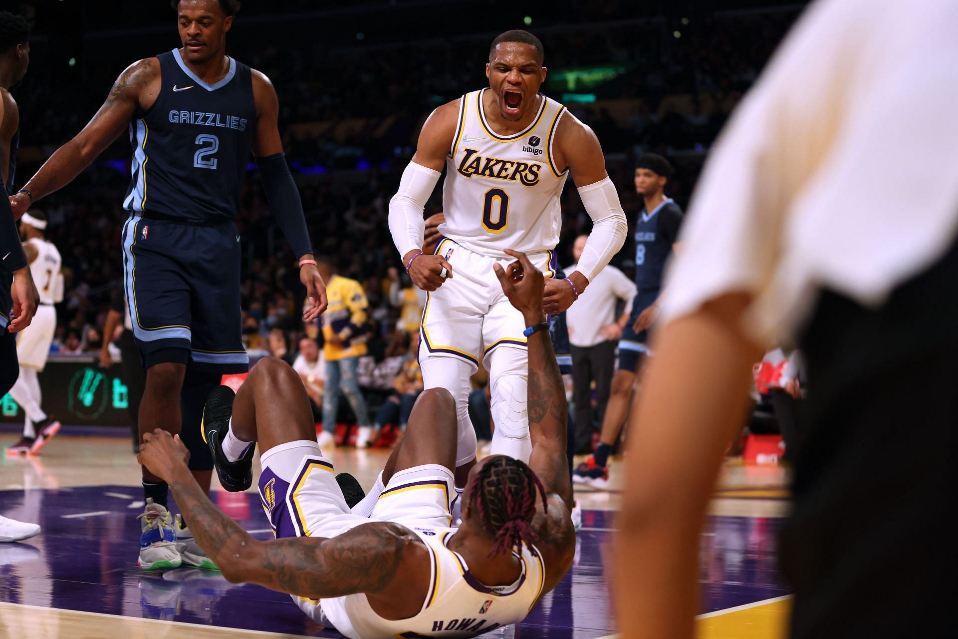 Memphis Grizzlies v Los Angeles Lakers