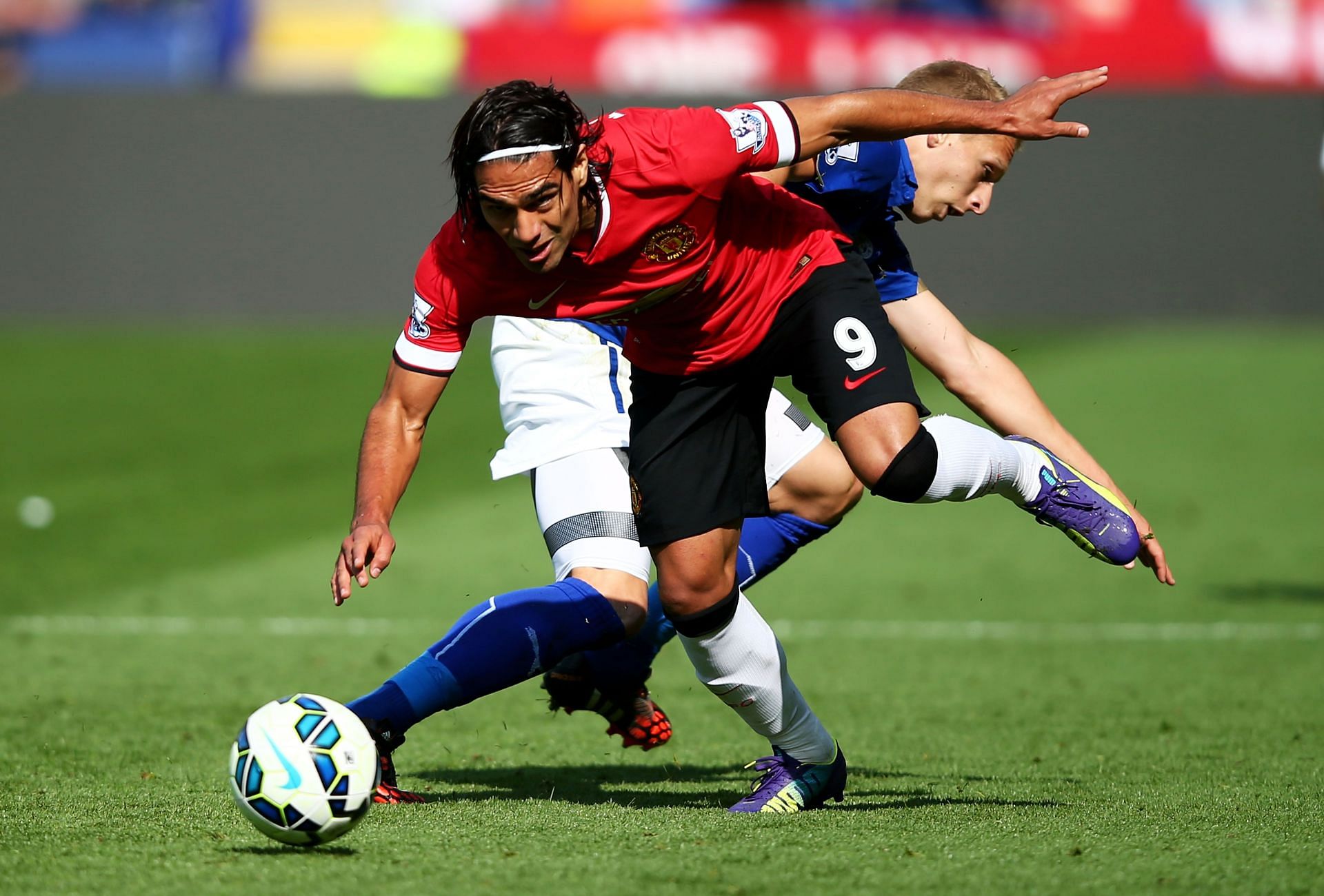 Leicester City v Manchester United - Premier League