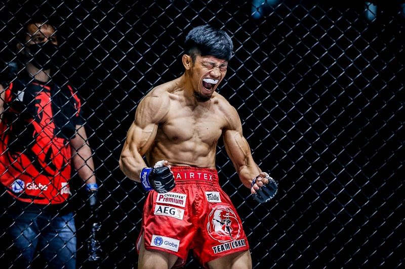 Lito Adiwang of Team Lakay moves up to the Top 5 strawweight contenders list