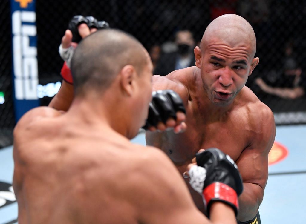 Gregory Rodrigues&#039; fight with Jun Yong Park was a classic UFC war