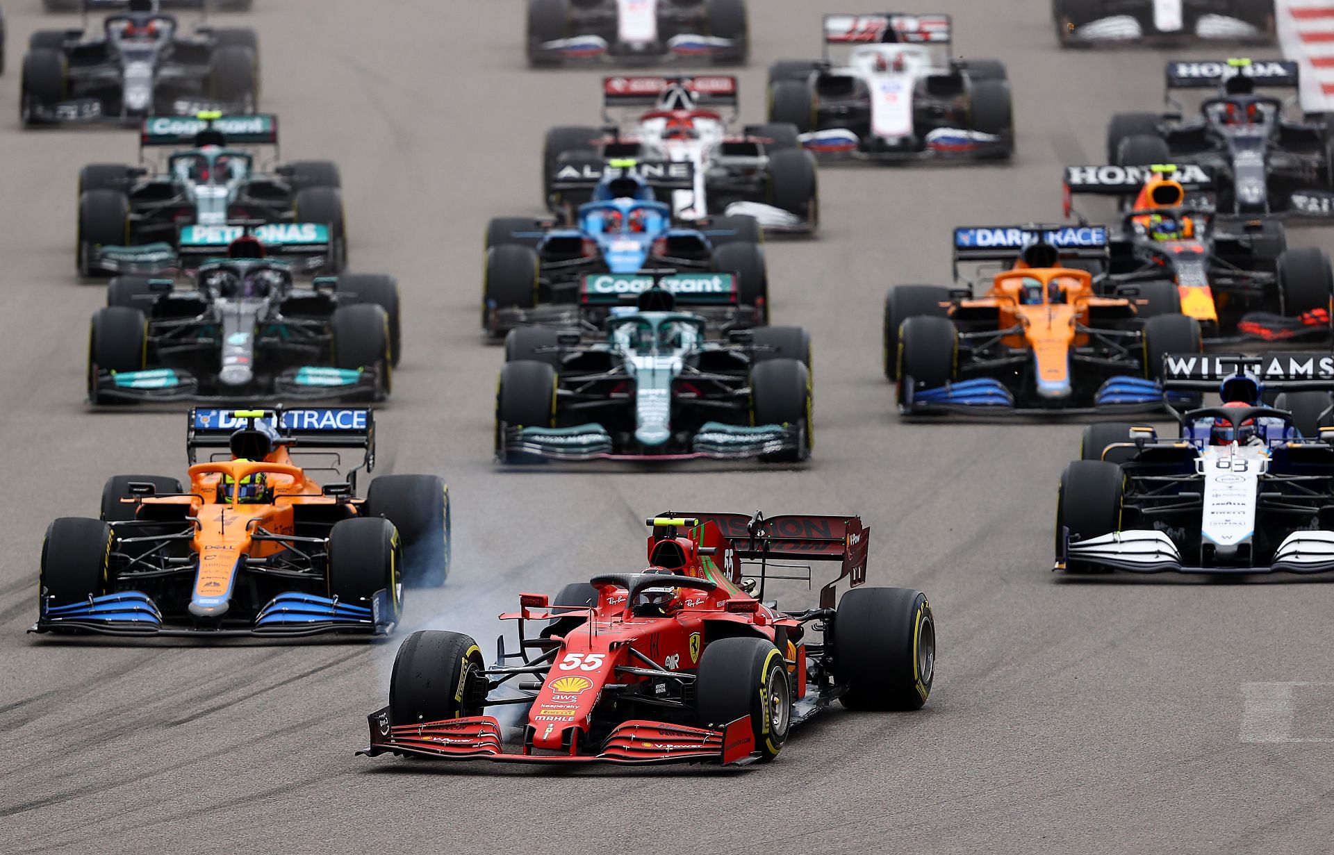 F1 Grand Prix of Russia start - Sochi Autodrom on September 26, 2021 in Sochi, Russia. (Photo by Bryn Lennon/Getty Images)