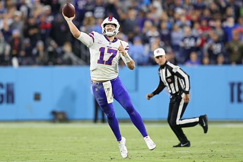 Buffalo Bills v Tennessee Titans