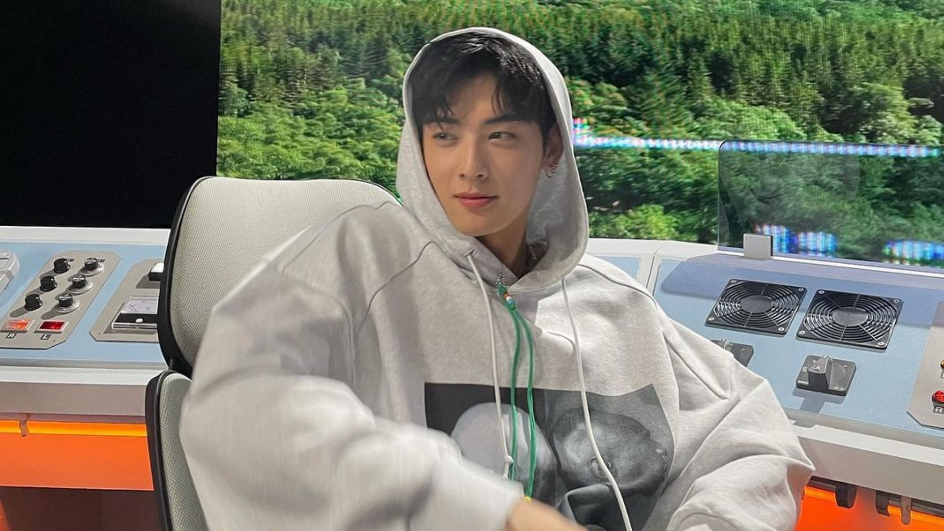 A still of Cha Eun Woo (Image via eunwo.o_c/Instagram)