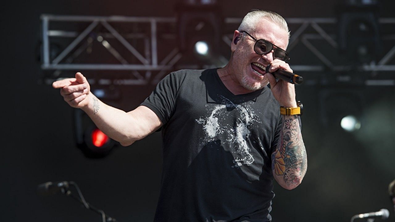 Steve Harwell is an American musician and former lead singer of Smash Mouth (Image via Getty Images)