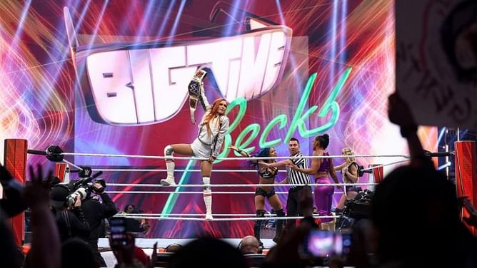 WWE में 4 दिग्गज सुपरस्टार्स ने मचाया जबरदस्त बवाल, मौजूदा चैंपियन ने भी किया अपने दुश्मनों को धराशाई