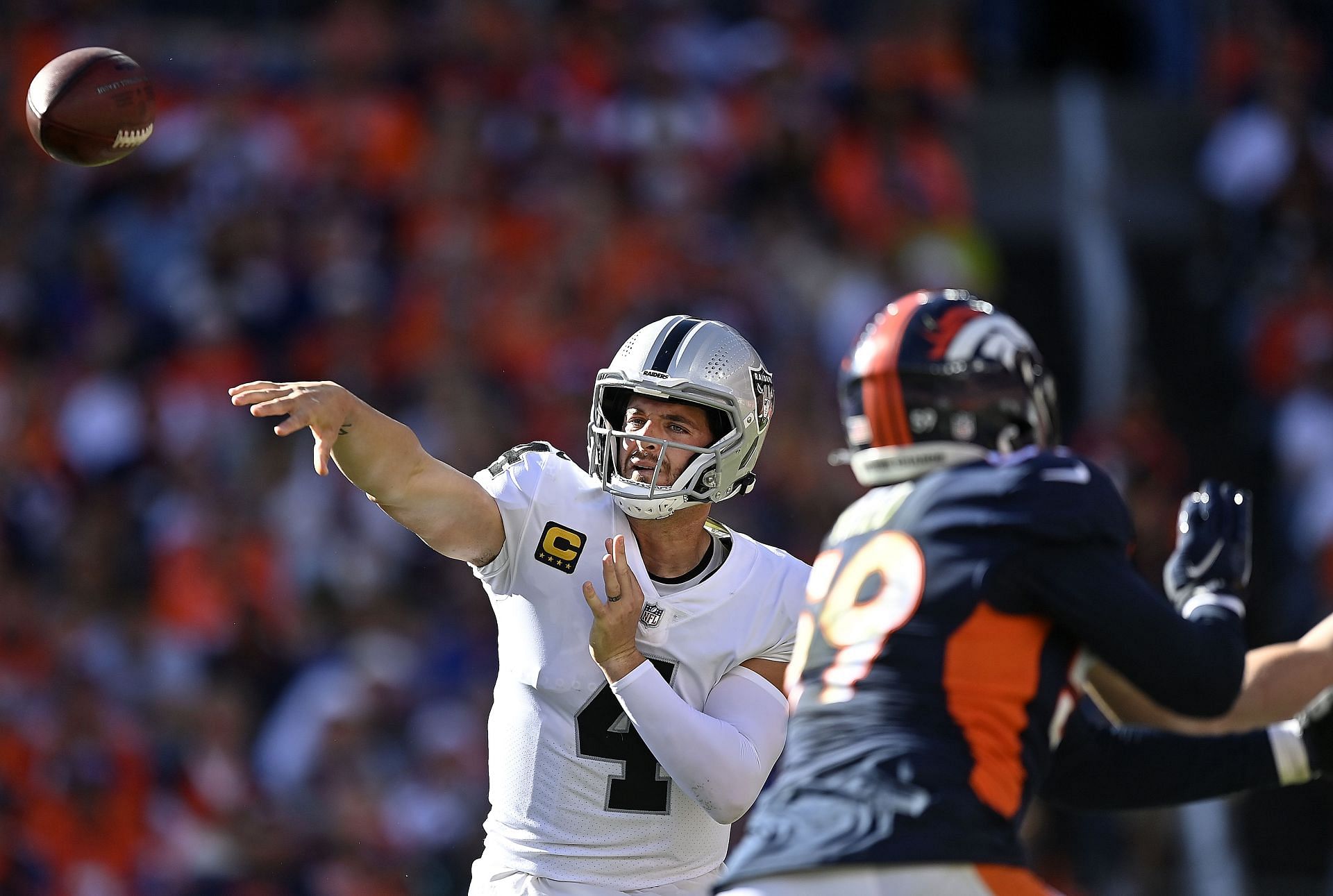 Las Vegas Raiders QB Derek Carr v Denver Broncos