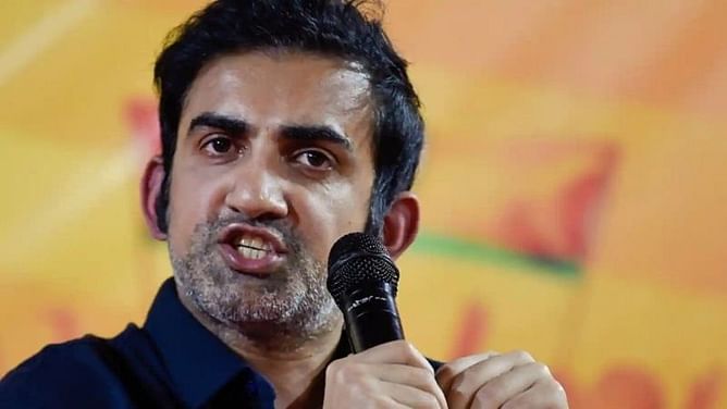 IPL 2021: "You have got to persist with Robin Uthappa" - Gautam Gambhir reveals his choice between Suresh Raina and Robin Uthappa