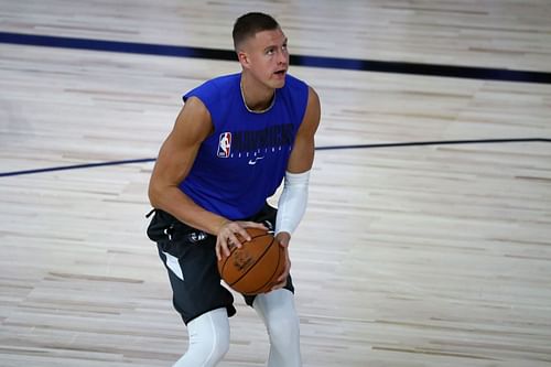 Dallas Mavericks' Kristaps Porzingis warms up before an NBA game